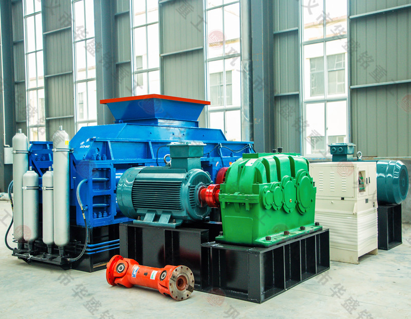 時(shí)產(chǎn)150-300噸對輥制砂機(jī)